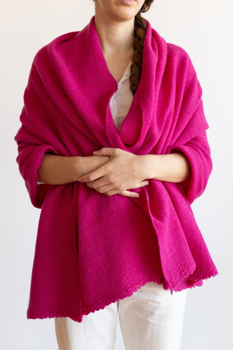 Auntie Oti Wool Throw - Hot Pink