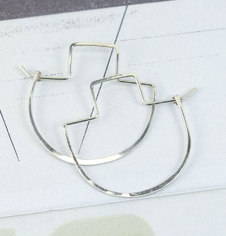 ERICA WEINER - BOUCLES D'OREILLES FIBULA ERICA WEINER - BOUCLES D'OREILLES FIBULA