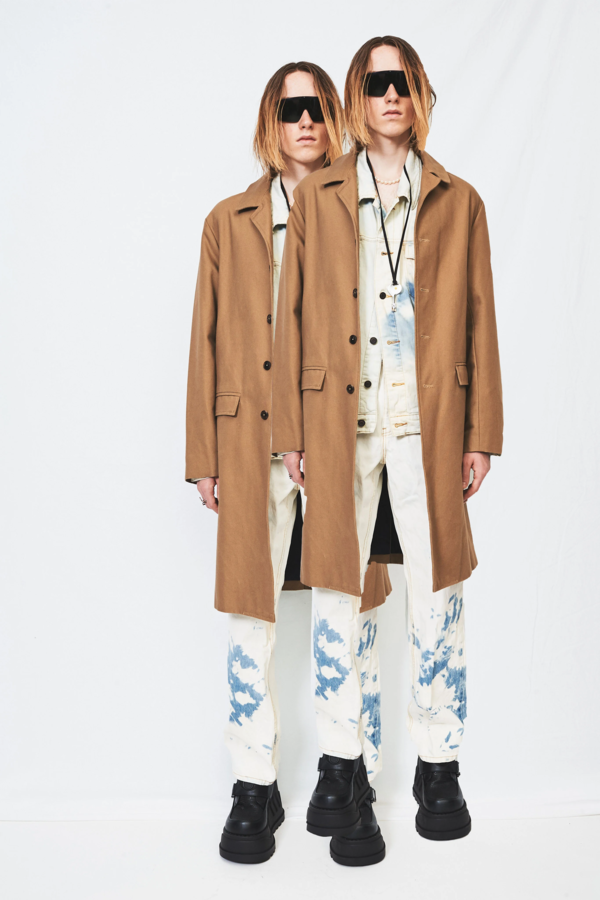 Assembly Bleach Jeans