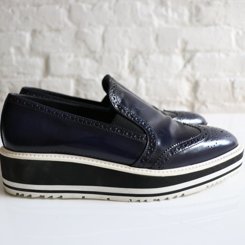 pre-loved] Prada Platform Oxford Navy Garmentory