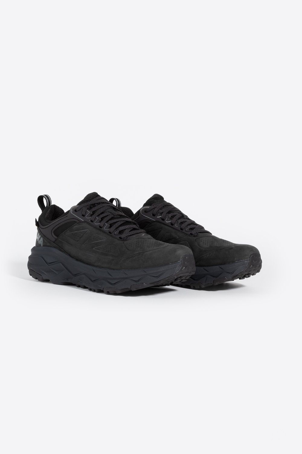 hoka one challenger low