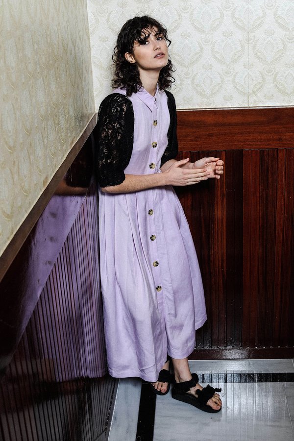 SALASAI SCARLET DRESS IN LINEN AND LACE - LILAC/BLACK
