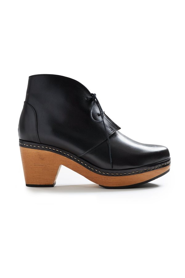 Lisa B. smooth toe leather bootie clogs - black Lisa B. smooth toe leather bootie clogs - black