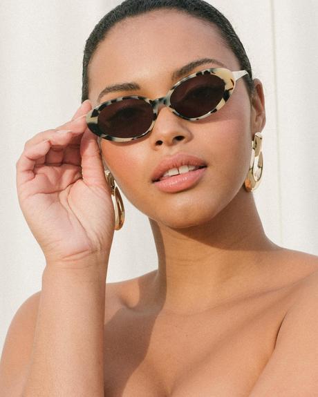 Velvet Canyon The Poet Sunglasses - Blonde Tort | Garmentory display picture 2