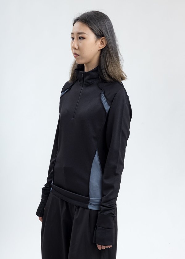 Hyein Seo Zip Necktop - Black Hyein Seo Zip Necktop - Black