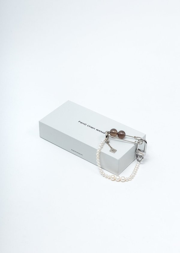 Feng Chen Wang White Pearl Brooch Feng Chen Wang White Pearl Brooch