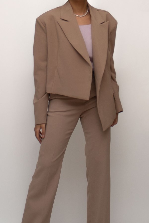 W A N T S Asymmetrical Blazer - Beige W A N T S Asymmetrical Blazer - Beige
