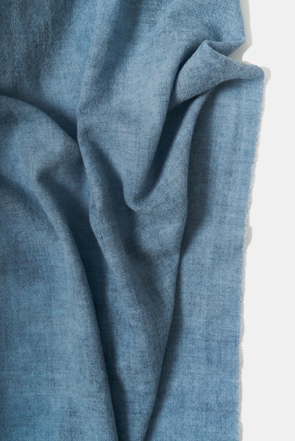 Oyuna Ambra Woven Luxury Wool and Cashmere Shawl - Azzuro Oyuna Ambra Woven Luxury Wool and Cashmere Shawl - Azzuro