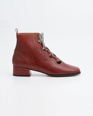 NAGUISA ELUR BOOT - BROWN NAGUISA ELUR BOOT - BROWN