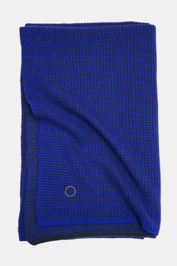Oyuna Tundra Textured Waffle Knit Cashmere Throw - Ultramarine/Indigo Oyuna Tundra Textured Waffle Knit Cashmere Throw - Ultramarine/Indigo