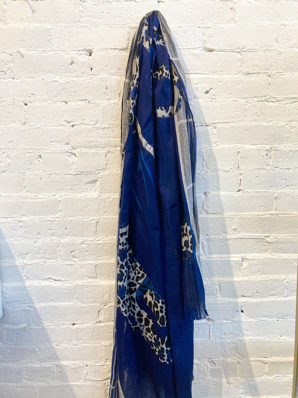 Inouitoosh Karl Scarf - Navy Inouitoosh Karl Scarf - Navy