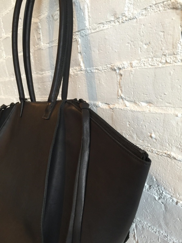 Pas de Calais Henry Cuir Large Leather Purse Pas de Calais Henry Cuir Large Leather Purse