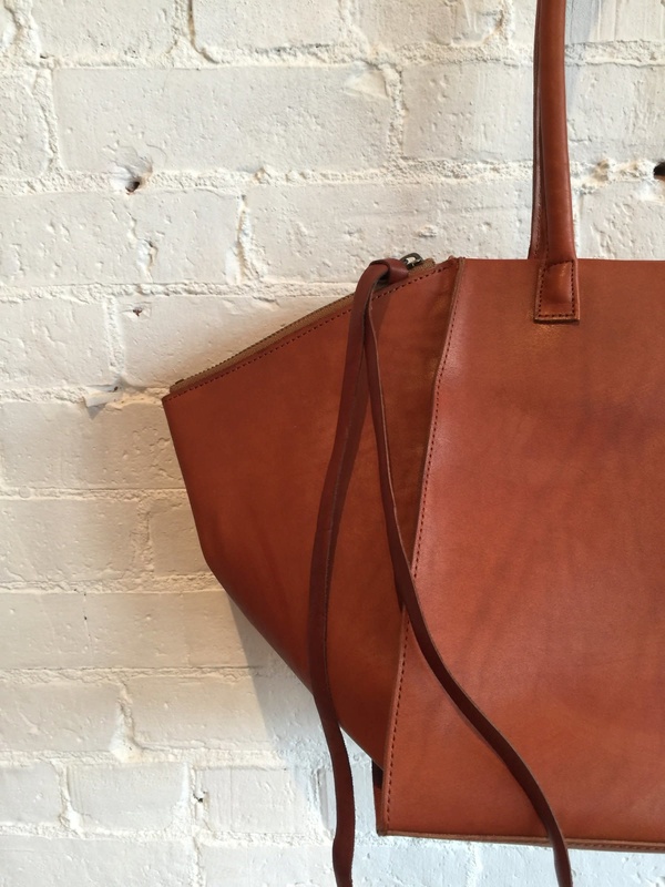 Pas de Calais Henry Cuir Large Leather Purse Pas de Calais Henry Cuir Large Leather Purse