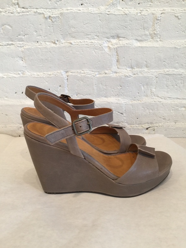 Coclico Lotus Wedge - Natural Coclico Lotus Wedge - Natural