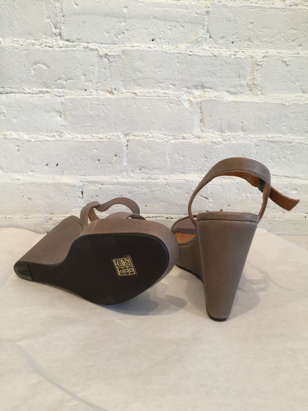 Coclico Lotus Wedge - Natural Coclico Lotus Wedge - Natural