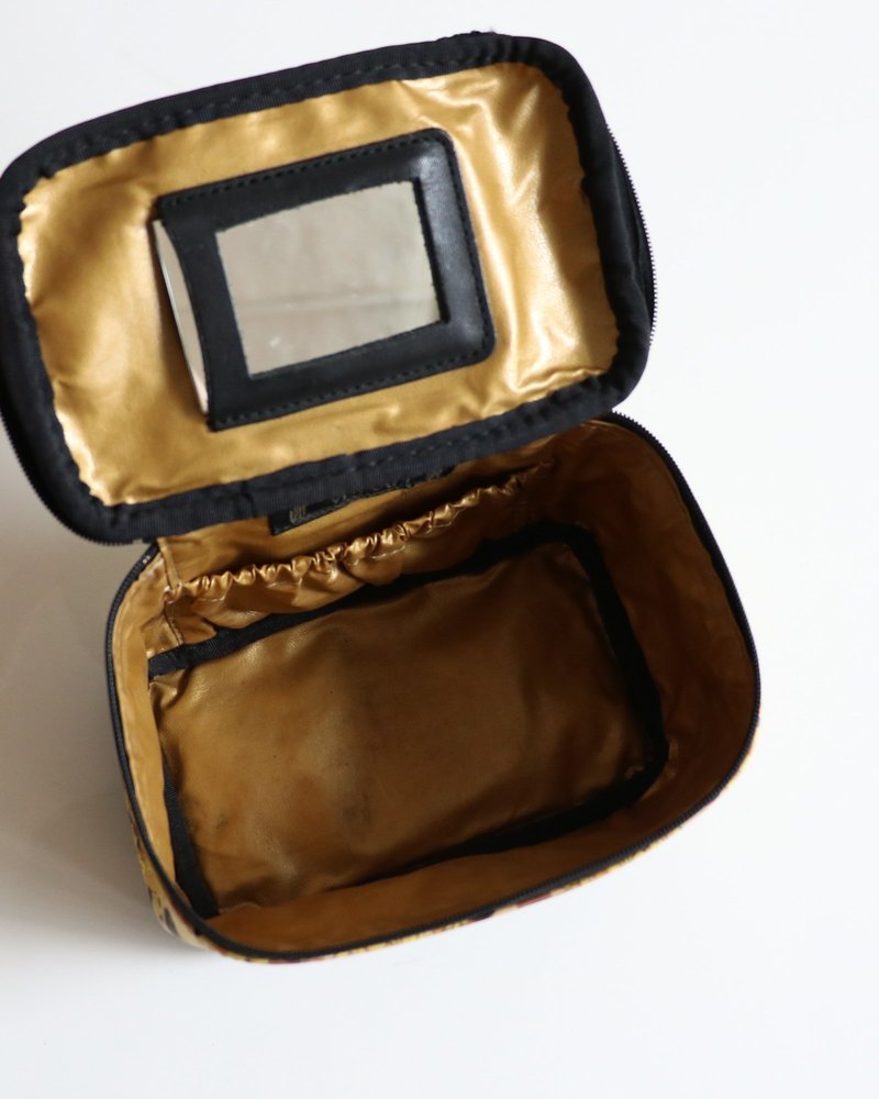 Vintage Gianni Versace Cosmetic Pouch - Yellow | Garmentory Vintage Gianni Versace Cosmetic Pouch - Yellow | Garmentory