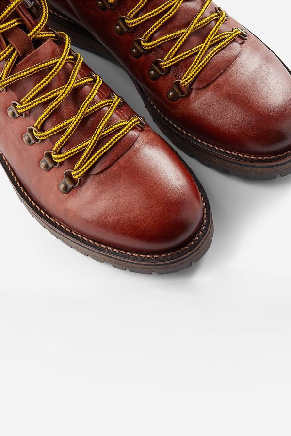 Shoe the Bear Lawrence Boot