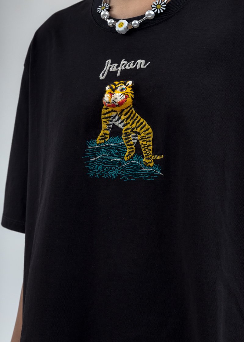 Doublet Puppet Animal Embroidery T Shirt - Black | Garmentory