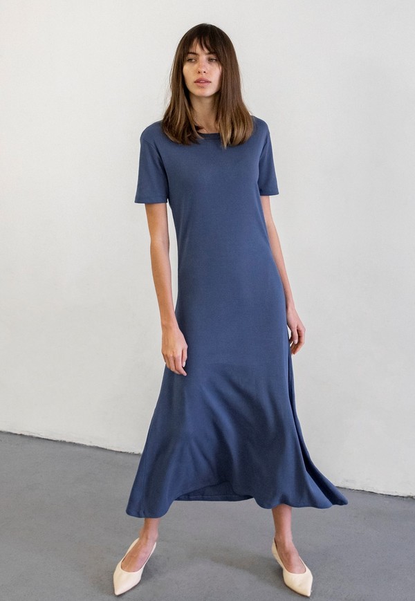 DELFINA BALDA BASIC COLOR SHORT SLEEVED DRESS - BLUE DELFINA BALDA BASIC COLOR SHORT SLEEVED DRESS - BLUE