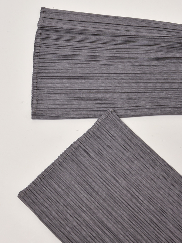 Pleats Please Issey Miyake Basic Cropped Pants - Gray Pleats Please Issey Miyake Basic Cropped Pants - Gray