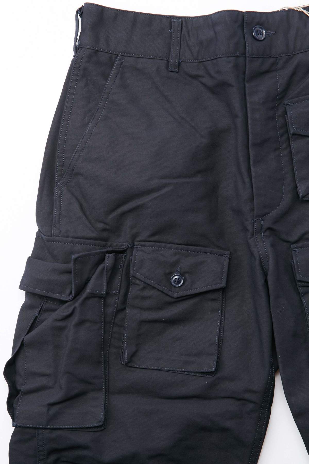 Engineered Garments FA Pant in Cotton Double Cloth - Navy | Garmentory
