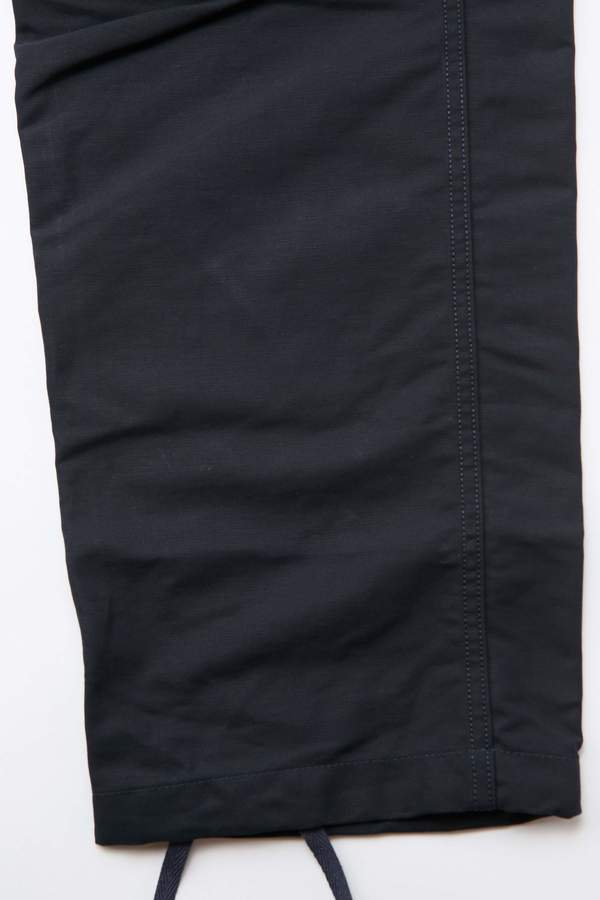 Engineered Garments FA Pant in Cotton Double Cloth - Navy | Garmentory