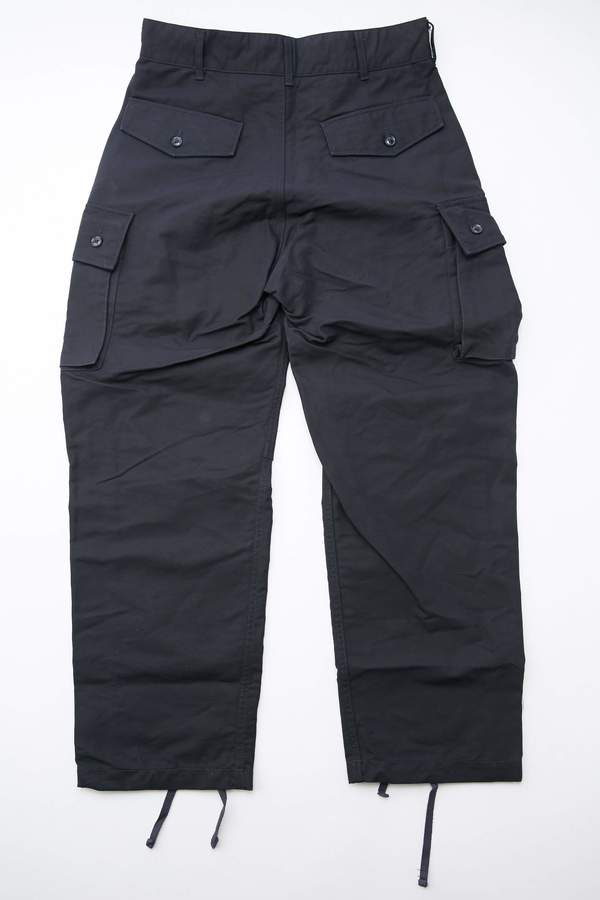 Engineered Garments FA Pant in Cotton Double Cloth - Navy | Garmentory