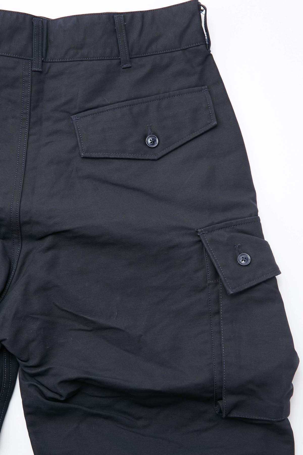 Engineered Garments FA Pant in Cotton Double Cloth - Navy | Garmentory