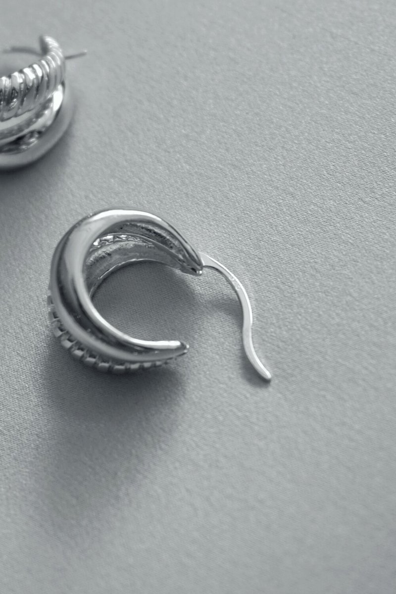 Sophie Buhai Small Double Rope Hoops - Vermeil | Garmentory Sophie Buhai Small Double Rope Hoops - Vermeil | Garmentory