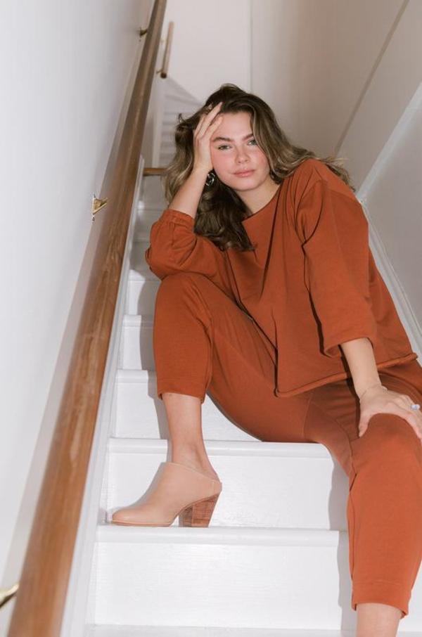 Soft Focus The Crop Jogger - Ember Soft Focus The Crop Jogger - Ember