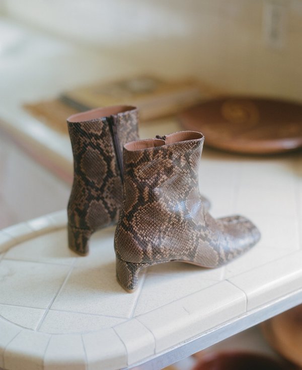 LOQ Monica Boots - Castaña Python LOQ Monica Boots - Castaña Python
