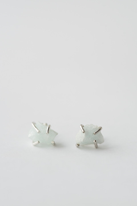 Aquamarine Prong Stud Earrings by giantLION Aquamarine Prong Stud Earrings by giantLION