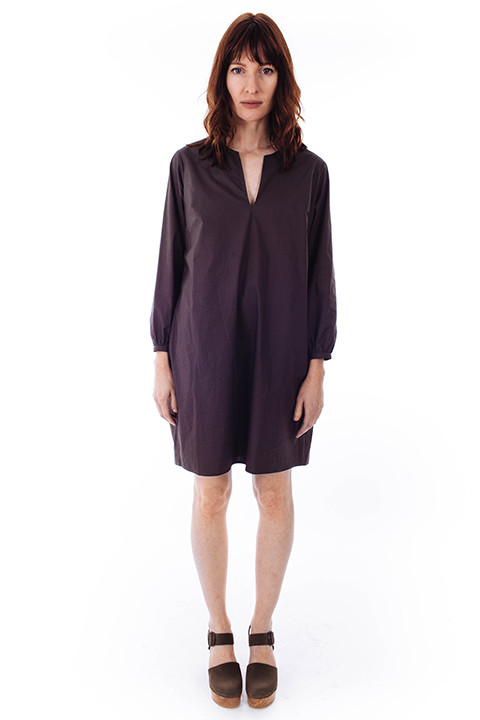 La Robe Chelsea Poplin Dress in Charcoal La Robe Chelsea Poplin Dress in Charcoal