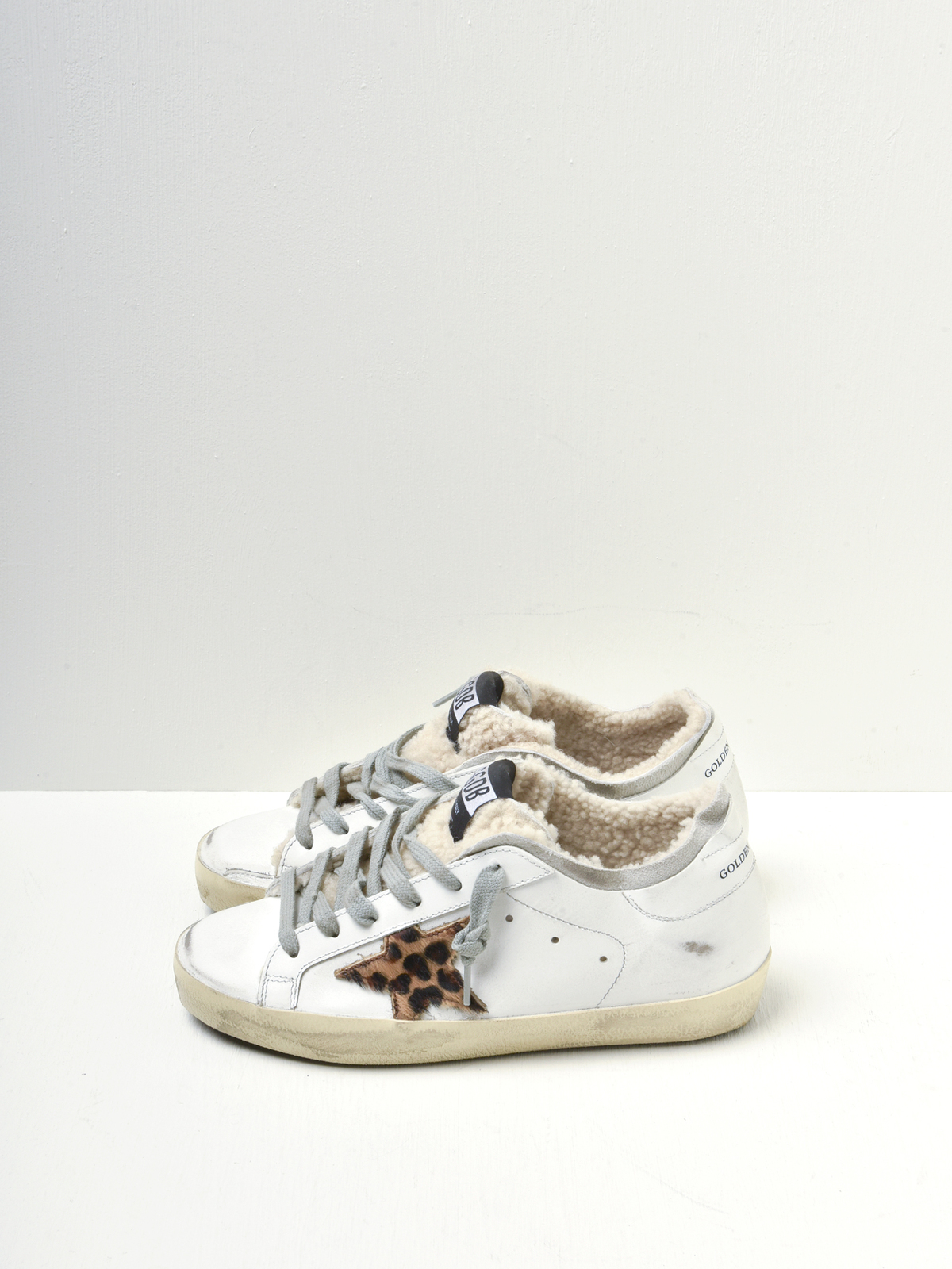 Golden Goose SUPERSTAR LEOPARD HORSY STAR SHEARLING LINING SNEAKER 
