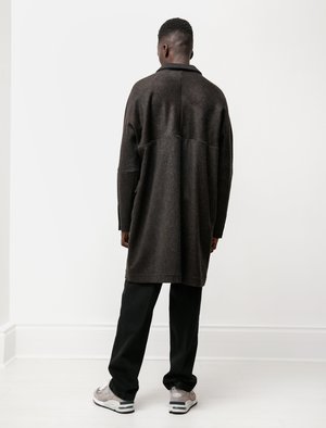 Stephan Schneider Coat - Article Bister | Garmentory