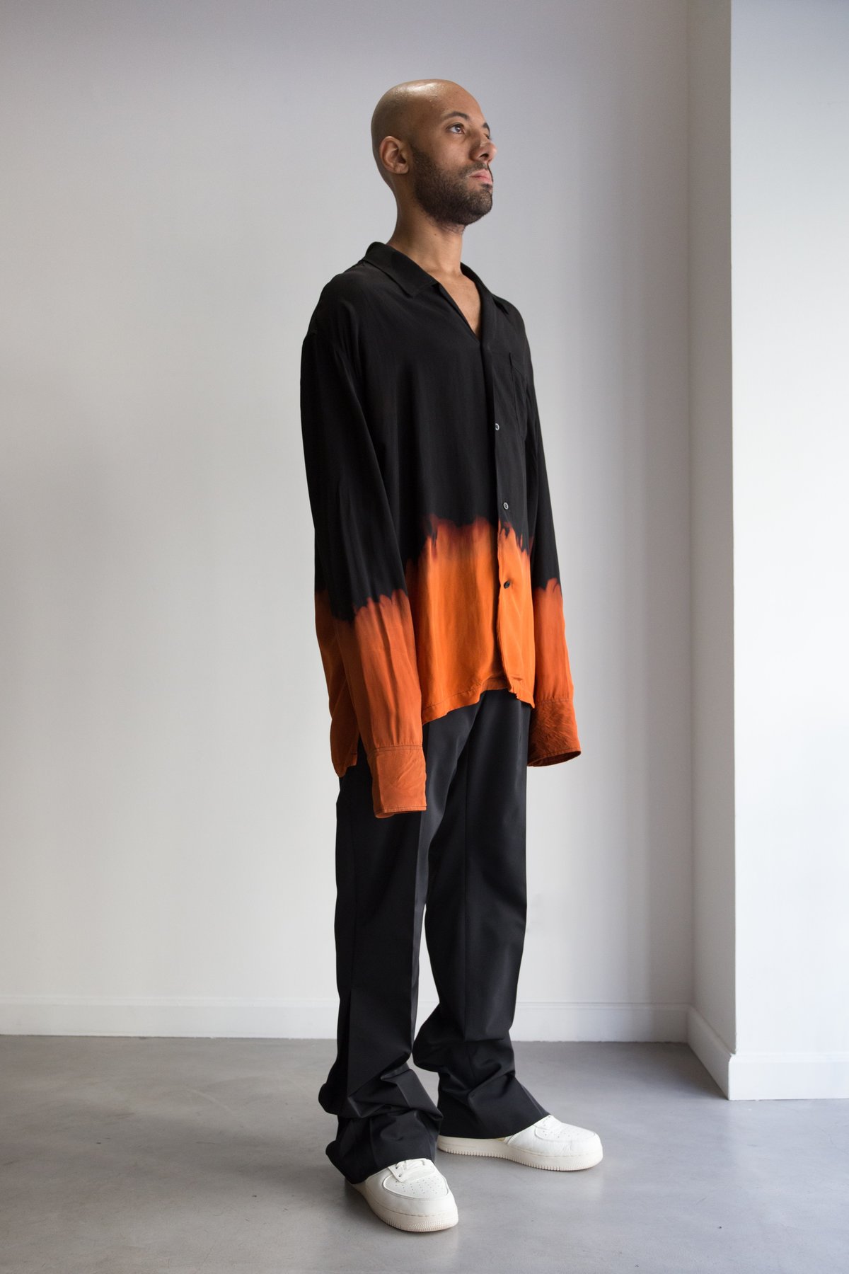 CMMN SWDN Ture shirt 美品 CMMN SWDN Viscose Long Sleeve Shirt - Black/Bleached | Garmentory