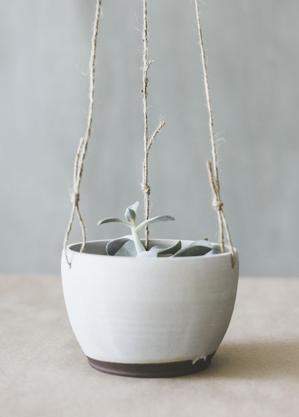 Notary Ceramics Hanging Planter in Satin Grey Notary Ceramics Hanging Planter in Satin Grey