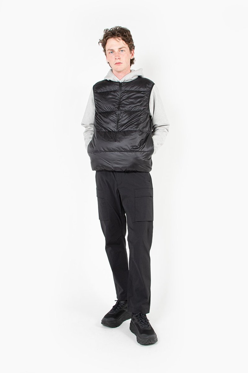 極美品 Goldwin0 24AW 3D Down Light Vest L GOLDWIN 0 (ゴールドウイン ゼロ) 