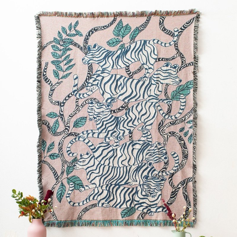 Olivia Wendel Lavender Tigers Blanket - Lavender