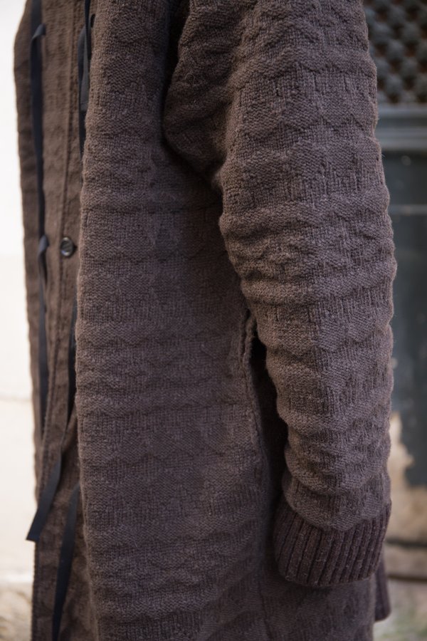 v neck fair Isle medical sweater. ソロイスト