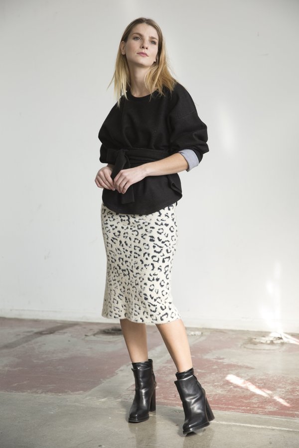 Six Crisp Days Korb Sweater - Charcoal Six Crisp Days Korb Sweater - Charcoal