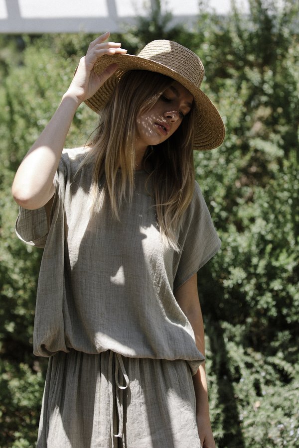 Six Crisp Days Vari Top - Khaki Six Crisp Days Vari Top - Khaki