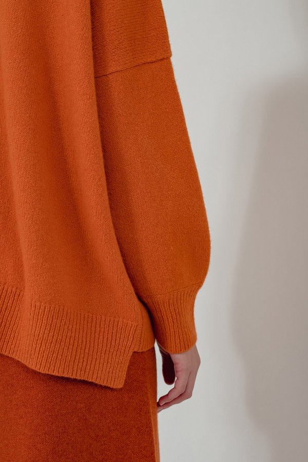 Oyuna Vega Knitted Wool Blend Pullover - Flame Fluff Oyuna Vega Knitted Wool Blend Pullover - Flame Fluff