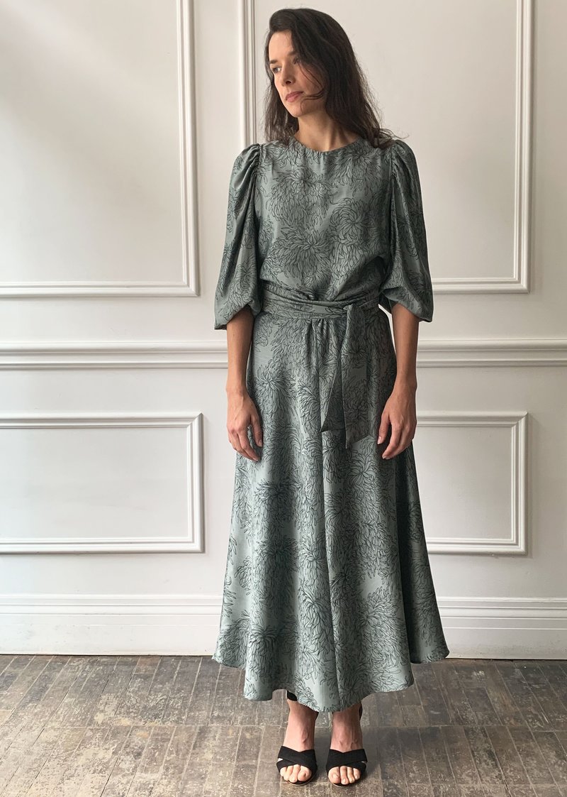 INDRESS Flower Jacquard Dress - Sage green | Garmentory INDRESS Flower Jacquard Dress - Sage green | Garmentory