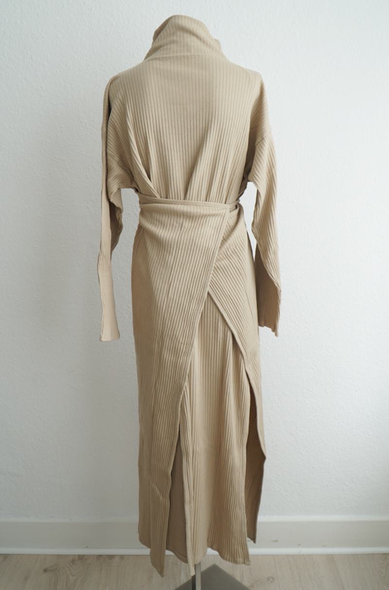 Baserange Lhasa Kaftan in Fleece Rib - Khaki | Garmentory 