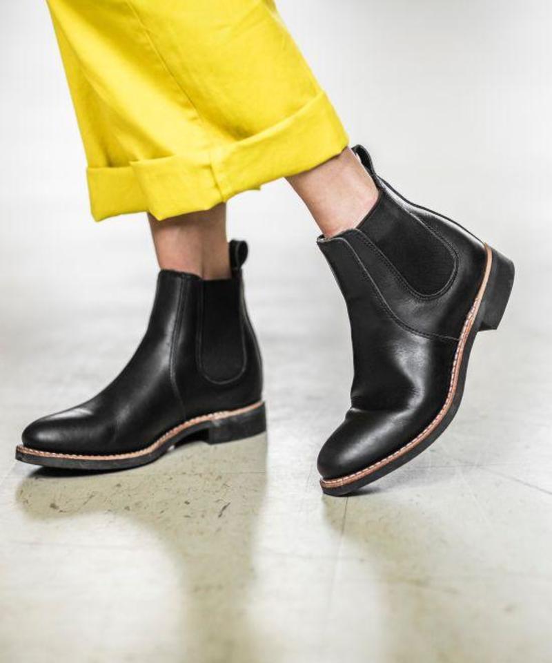 Red Wing Shoes 6-Inch Chelsea Short Boot Pecan Boundary Leather