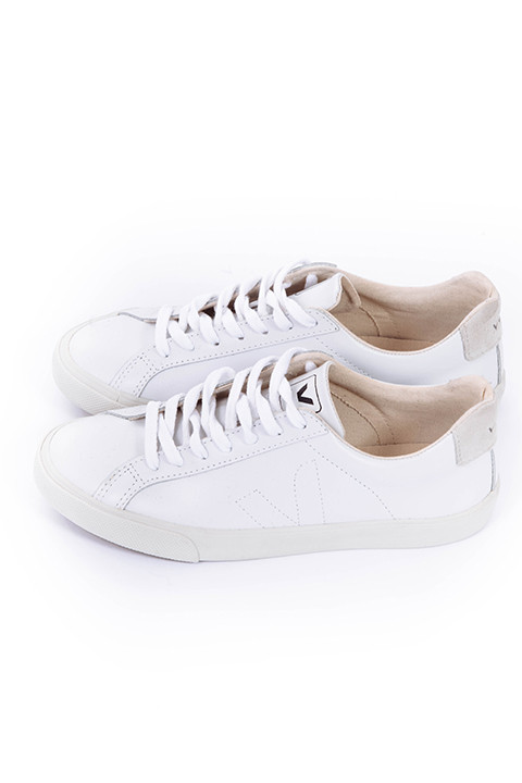 VEJA Esplar Sneakers in Extra White/Natural Puxador VEJA Esplar Sneakers in Extra White/Natural Puxador