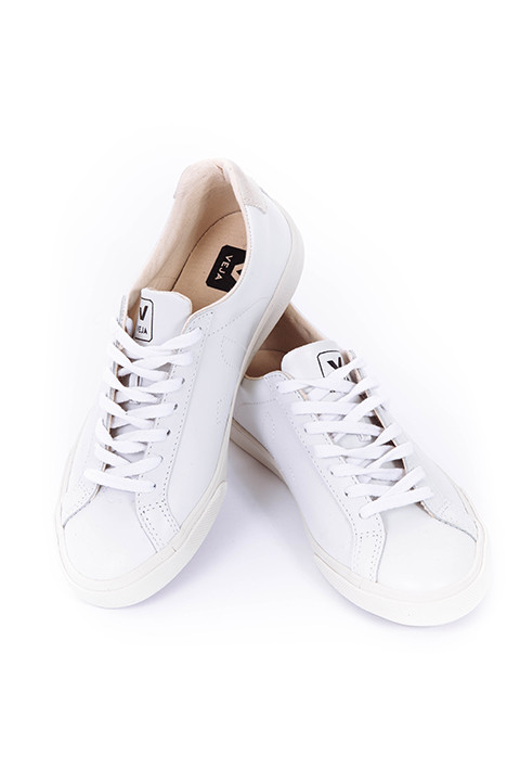VEJA Esplar Sneakers in Extra White/Natural Puxador VEJA Esplar Sneakers in Extra White/Natural Puxador