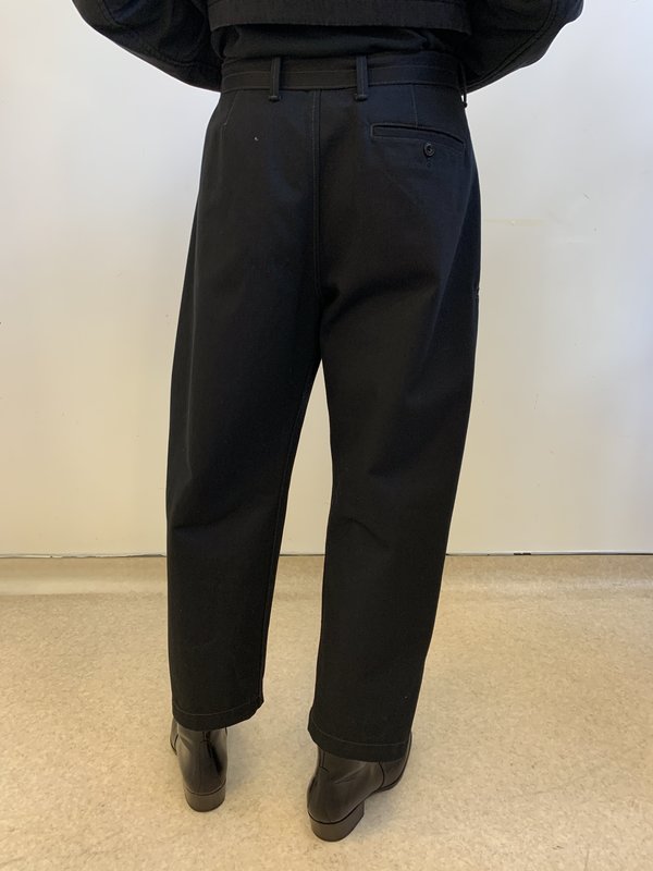 【LEMAIRE】TWISTED PANTS HEAVY BLACK DENIM Lemaire Twisted Workwear Pants Black Mens Lemaire