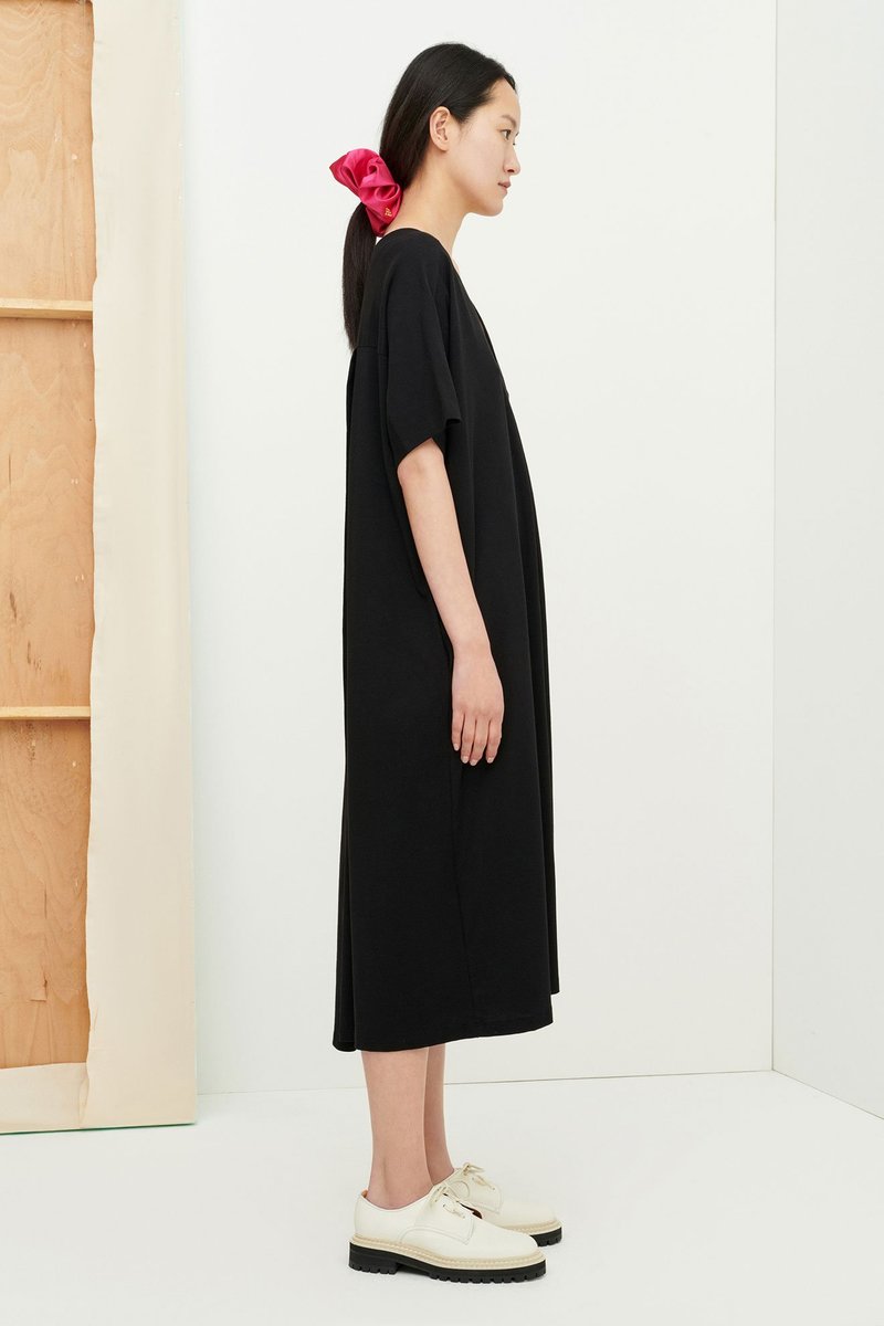 kowtow pleat dress Kowtow Study Dress Mysa Vermont